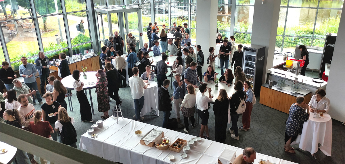 Coffee break (U. Tietjen/Max-Planck-Institute für Marine Mikrobiologie)
